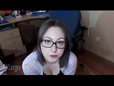 ❤️ 眼鏡をかけたセクシーな少女がカメラに向かってディルドを深くしゃぶる ❤  at us ja.newautoglass.ru ❌️❤